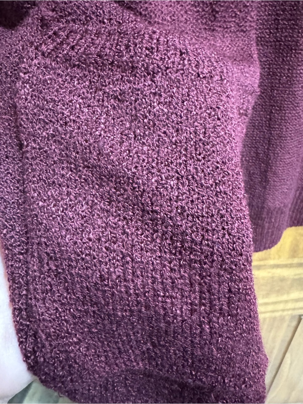 SO Open-Front Maroon Knit Cardigan with Pockets - Picture 4 of 4